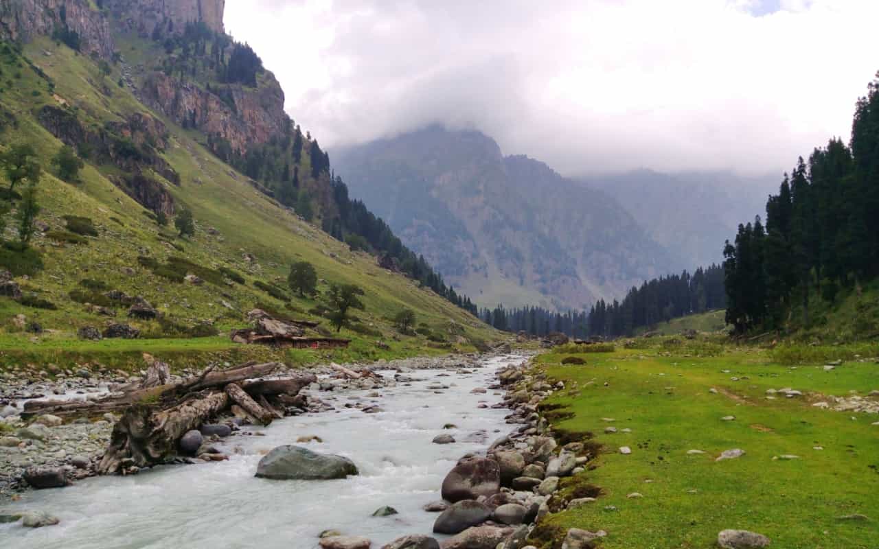 Five Reasons To Do The Tarsar Marsar Trek Five Reasons To Do The Tarsar Marsar Trek