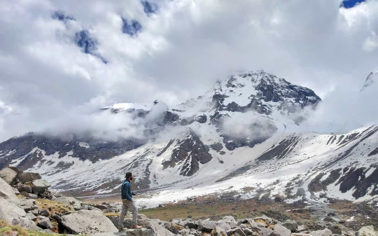 Dev Kyara – A Gallery of Waterfalls, Meadows & Peaks Dev Kyara – A Gallery of Waterfalls, Meadows & Peaks