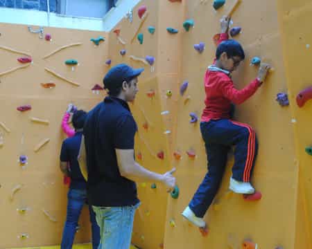 Climbing Walls and Workshops at School Climbing Walls and Workshops at School