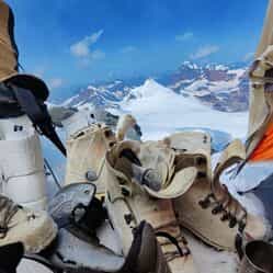 Snow Trekking Shoes in India: What Actually Works on the Himalayan Trails Snow Trekking Shoes in India: What Actually Works on the Himalayan Trails