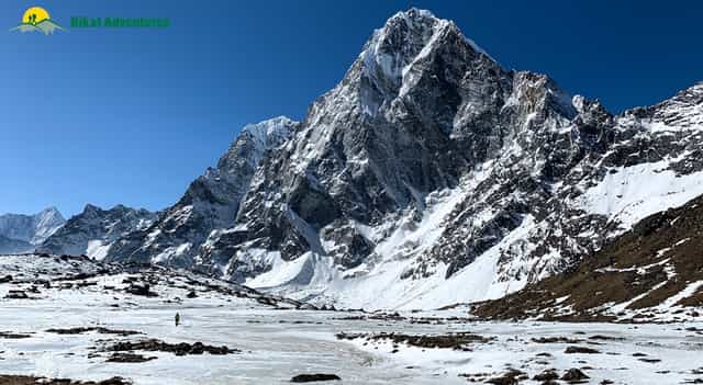 Everest Base Camp with Gokyo Ri and Gokyo Lakes Everest Base Camp with Gokyo Ri and Gokyo Lakes